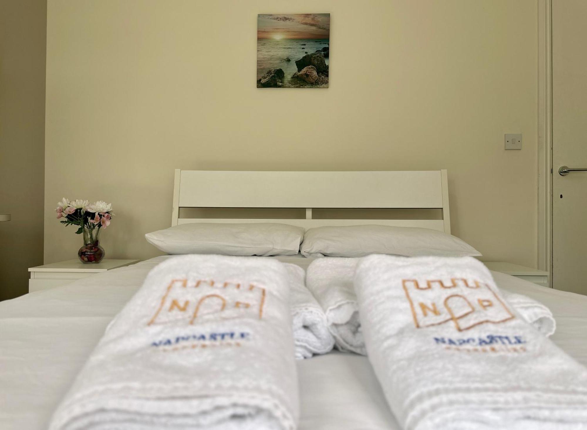 Napcastle Caledonian Park 호텔 런던 외부 사진
